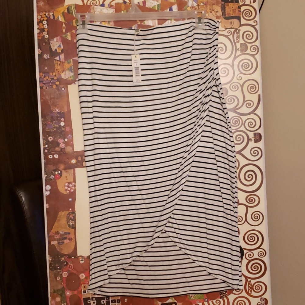 Womens stripped skirt